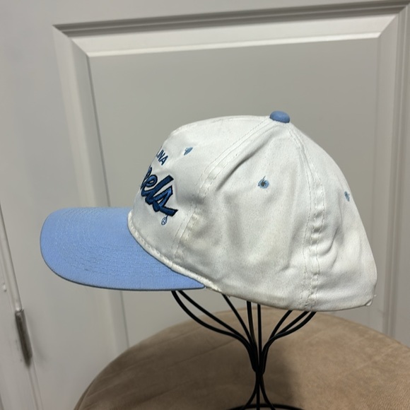 Vintage Sports Specialties Carolina Tar Heels Script - Picture 2 of 6
